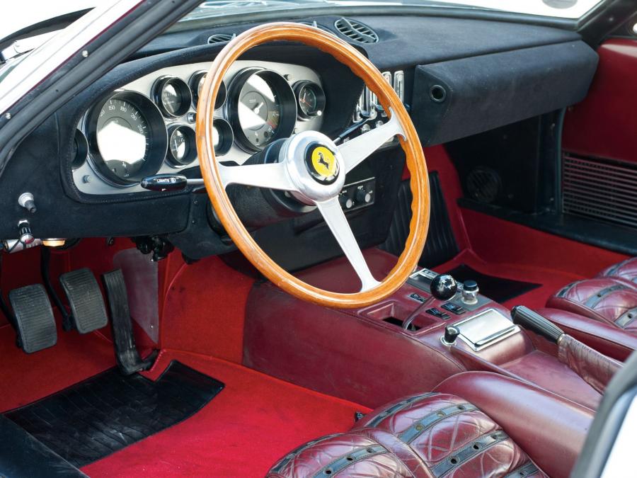  Ferrari 365 GTB/4 Daytona 1968 года  (WW) (фото 56 из 76)